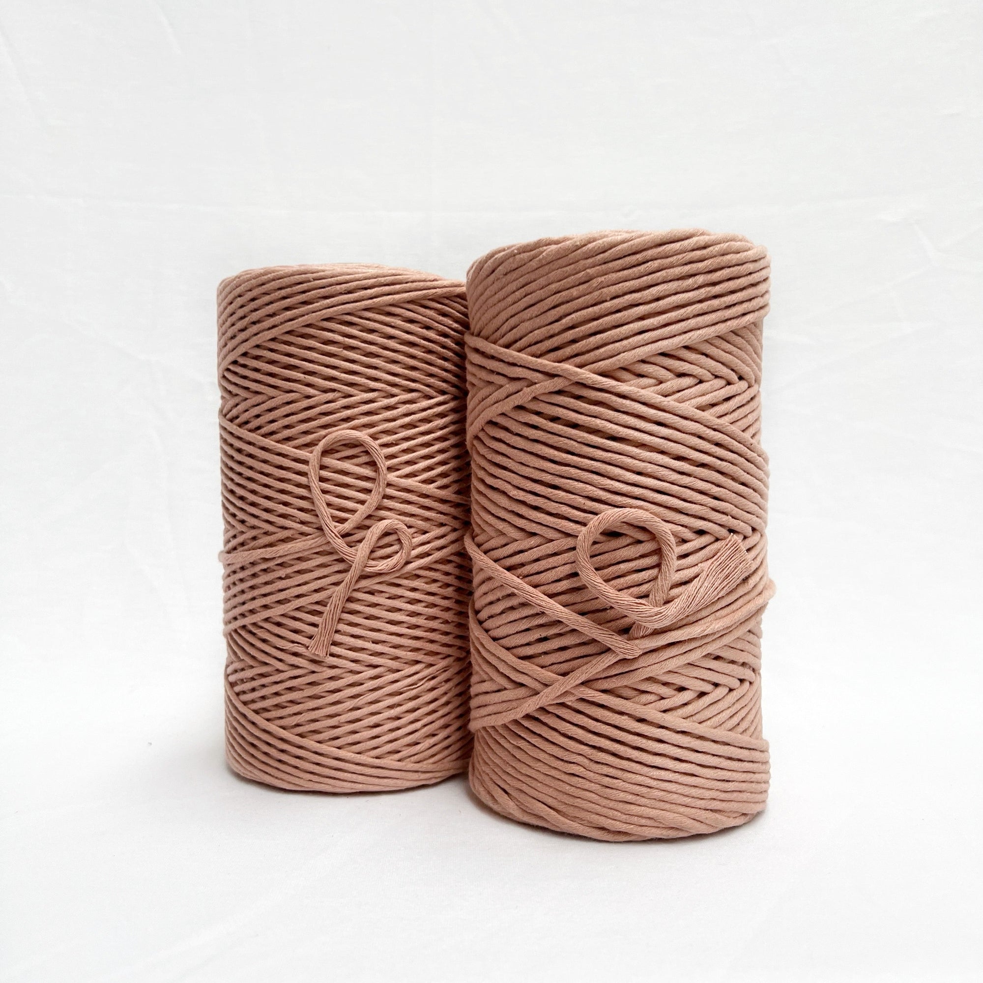 mary maker studio 1kg 5mm recycled cotton macrame string in neutral vintage peach colour suitable for macrame workshops beginners and advanced artists