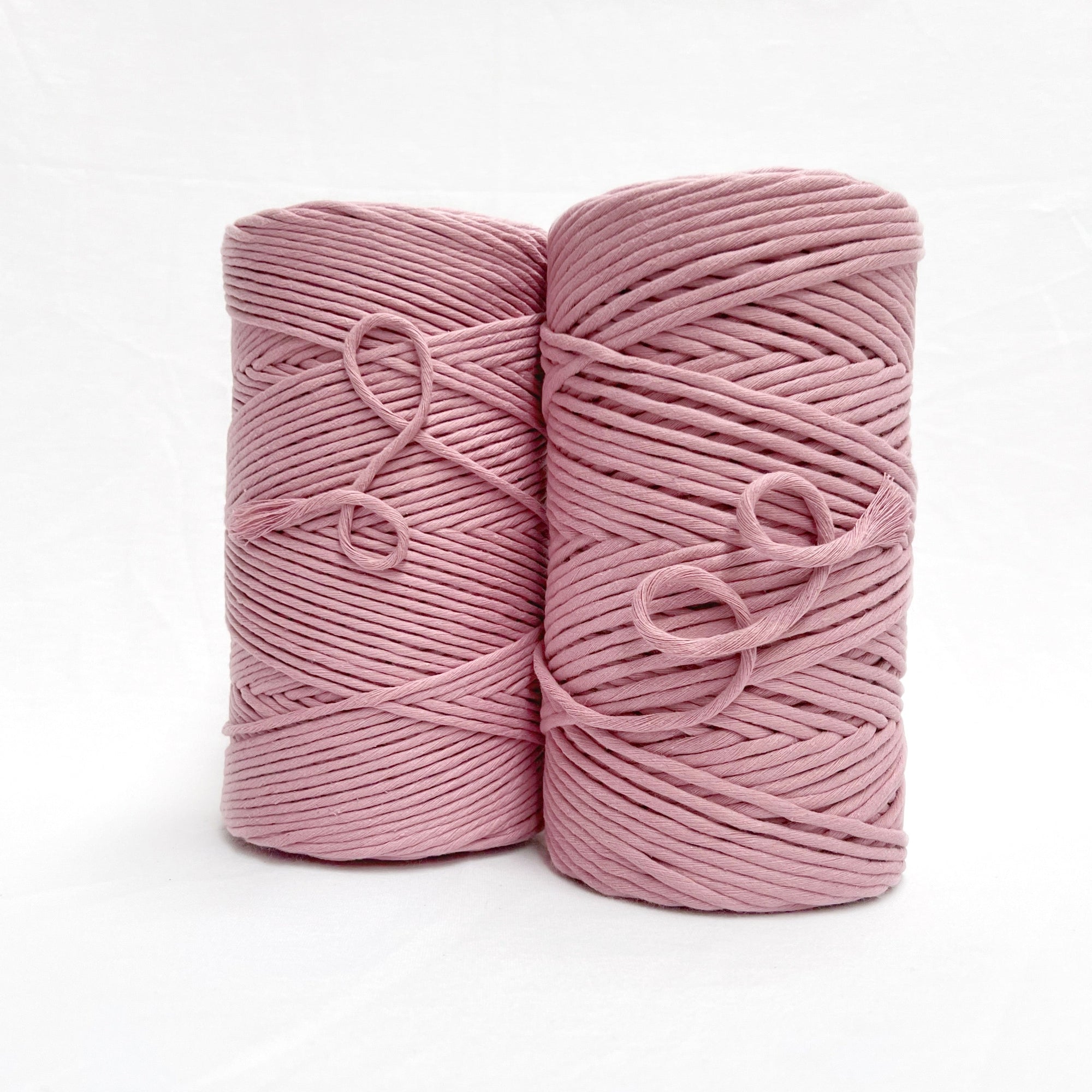 mary maker studio 1kg 5mm recycled cotton macrame string in vintage pink colour suitable for macrame workshops beginners and advanced artists