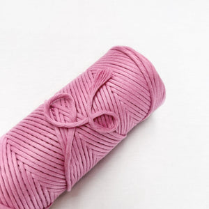 Cloud 9 Macrame String // Pixie Pink